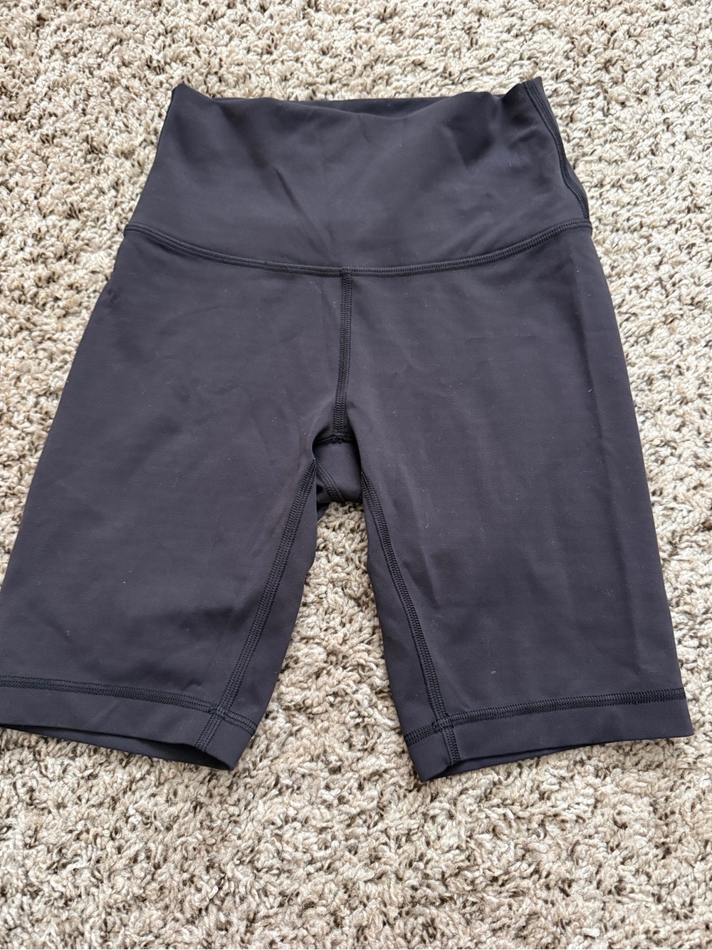 Lululemon Wunder Train High Rise Black 8” Women’s Shorts - Size 4